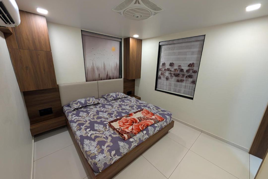 Photo of Bedroom in Rajkot