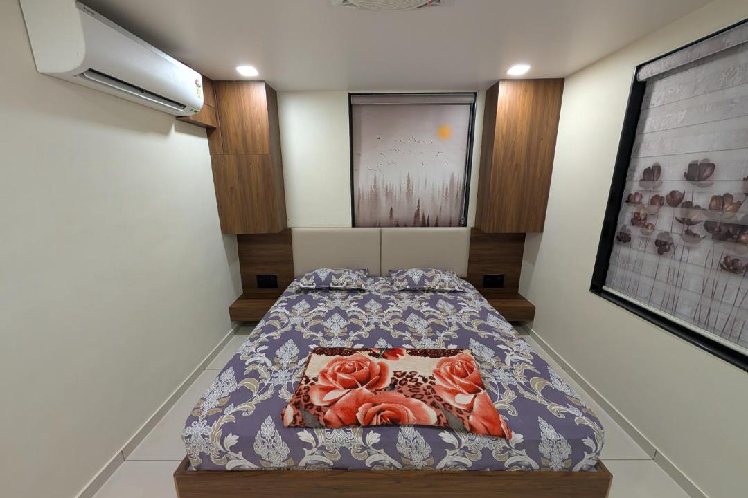 Photo of Bedroom in Rajkot