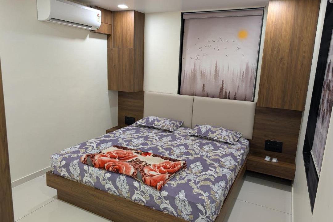 Photo of Bedroom in Rajkot