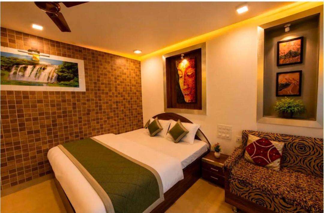 Photo of Bedroom in Mount Abu