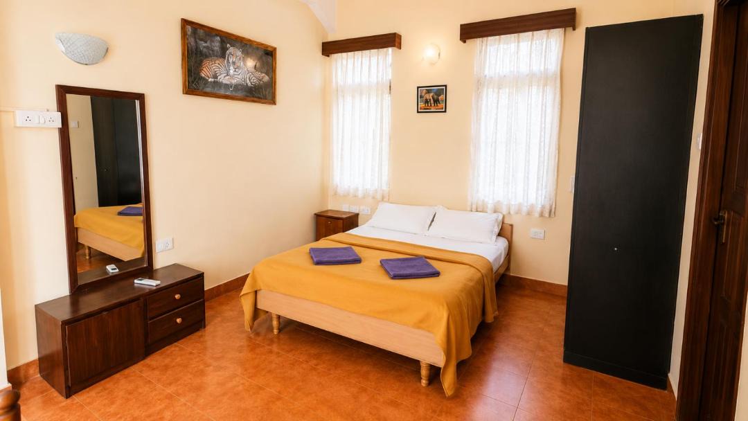 Photo of Bedroom in Mangeshi