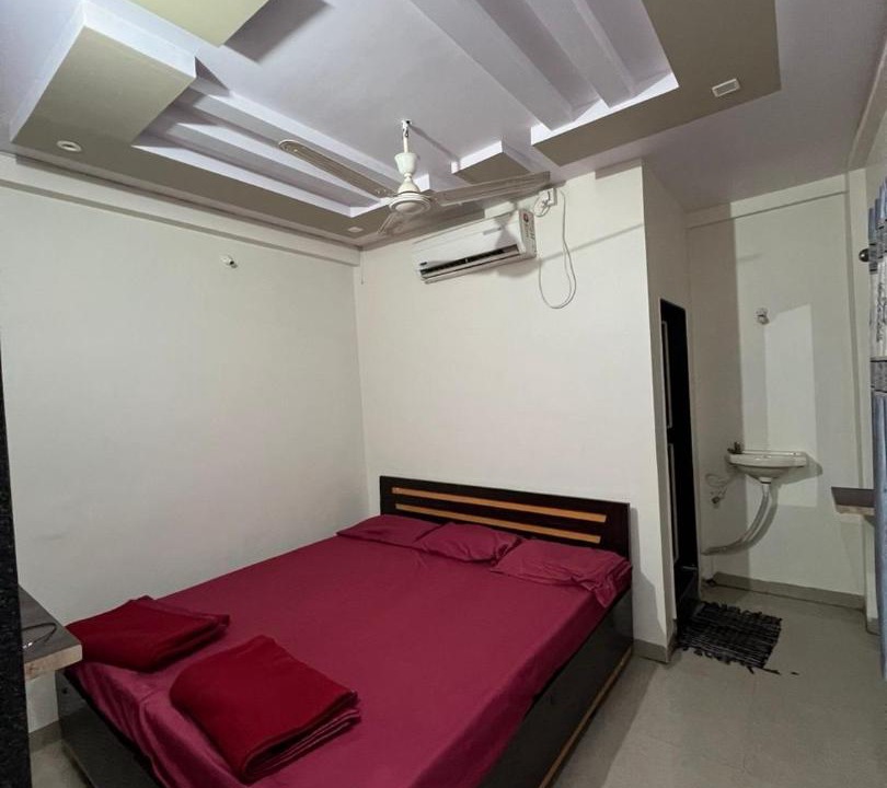 Photo of Bedroom in Tuljapur