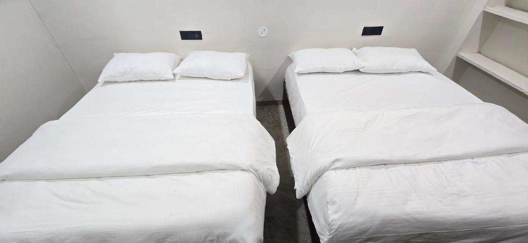 Photo of Bedroom in Tuljapur