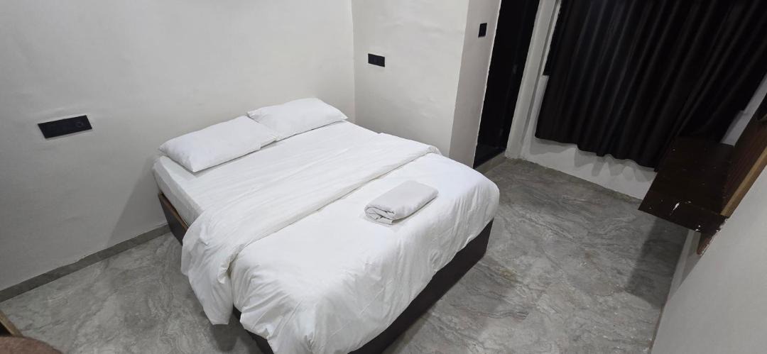 Photo of Bedroom in Tuljapur