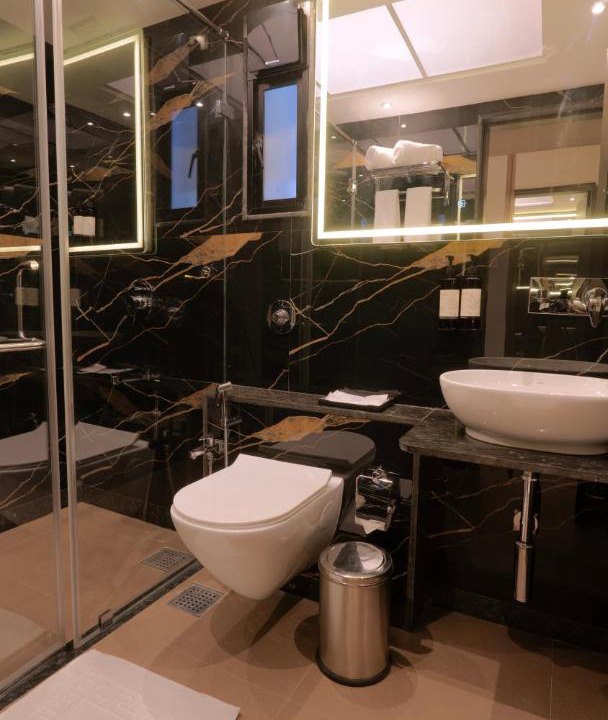 Photo of Bathroom in Viman Nagar