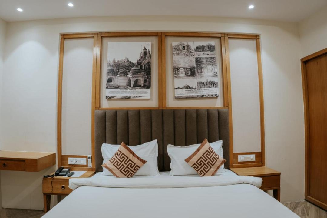 Photo of Bedroom in Junagadh