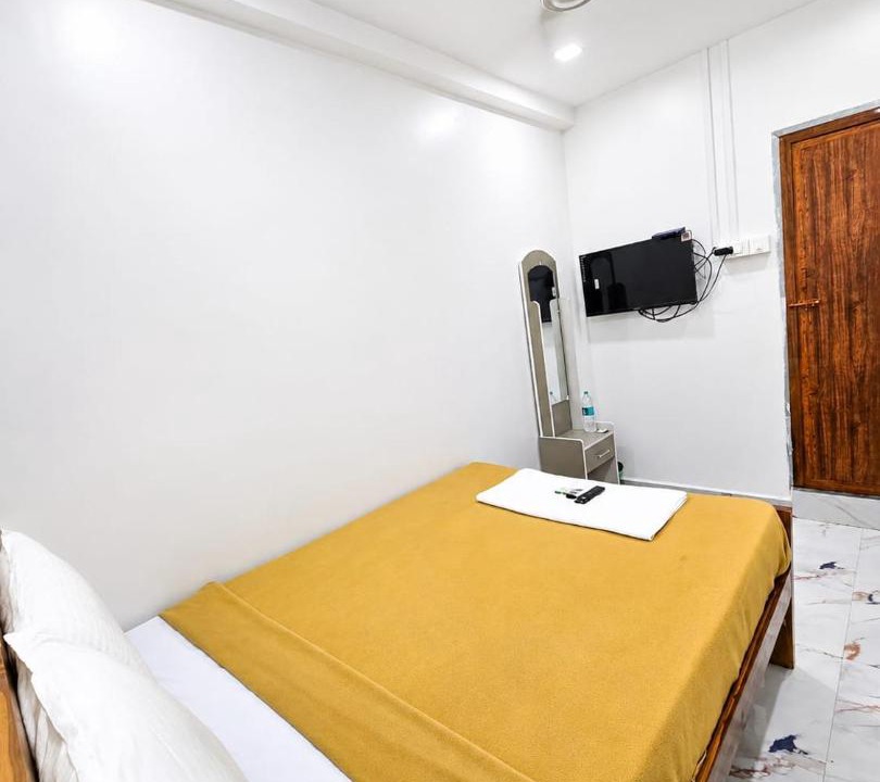 Photo of Bedroom in Tiruchendur
