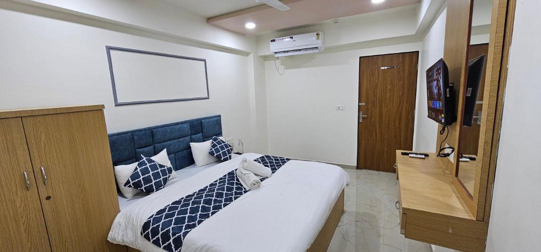 Photo of Bedroom in Mahemdavad