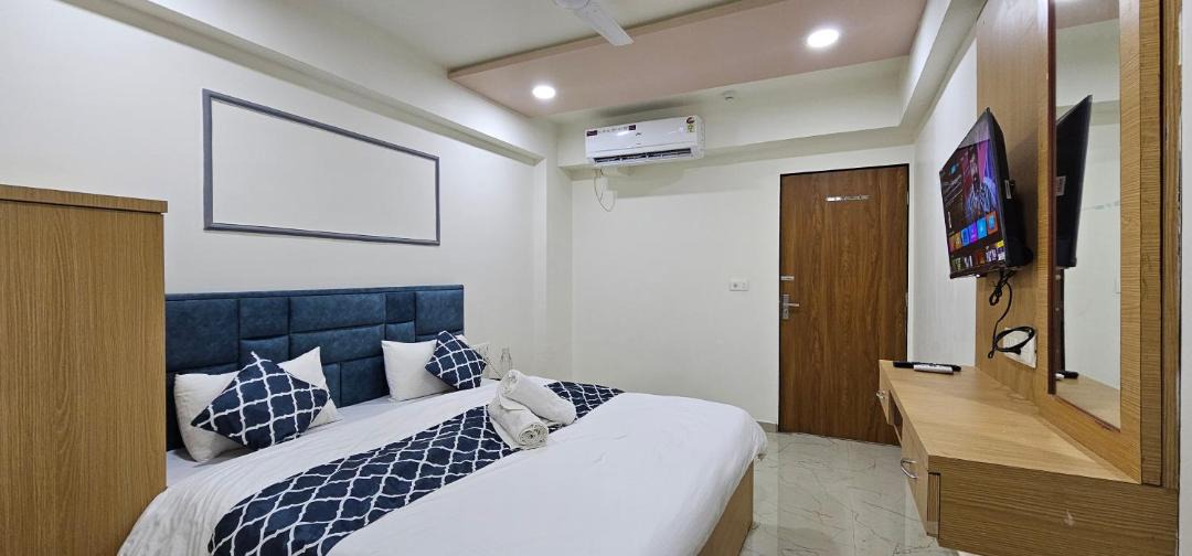 Photo of Bedroom in Mahemdavad