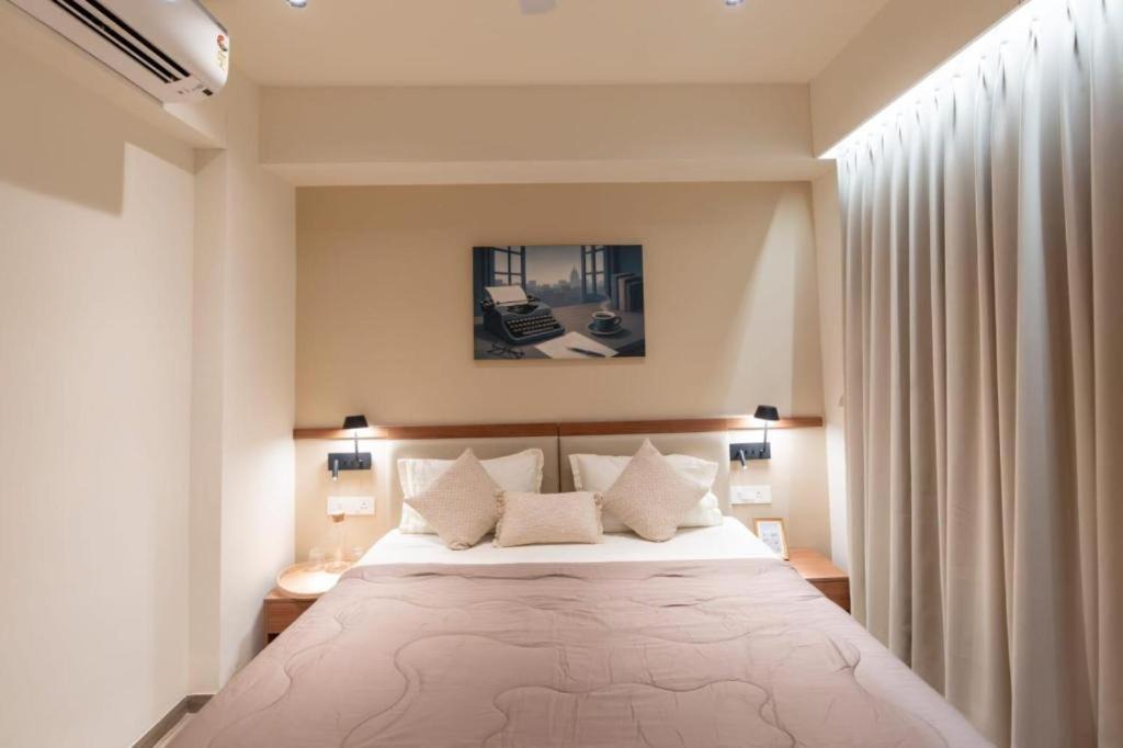 Photo of Bedroom in Kharadi
