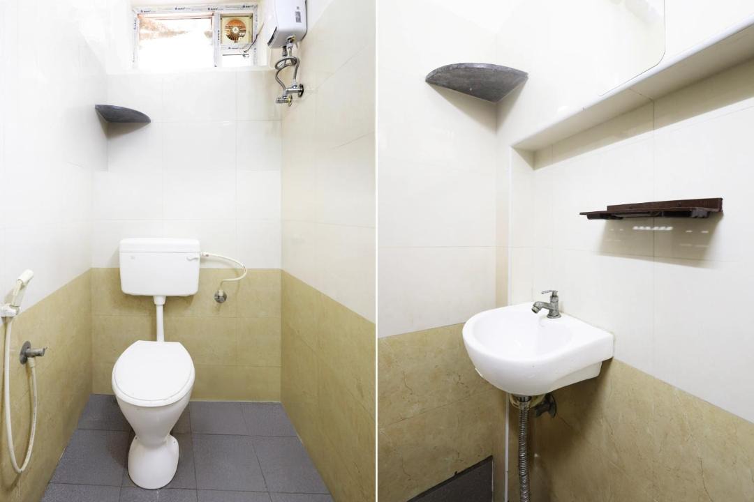 Photo of Bathroom in Perungalathur