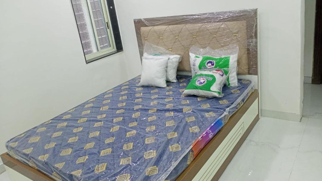 Photo of Bedroom in Manmad