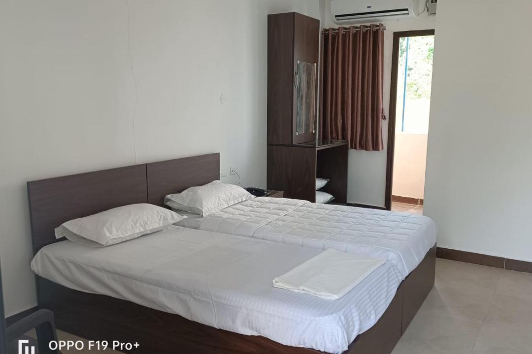 Photo of Bedroom in Courtallam