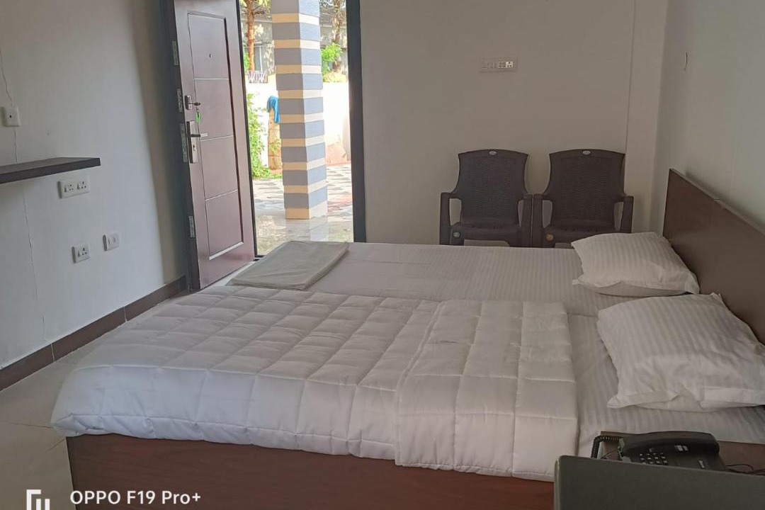Photo of Bedroom in Courtallam