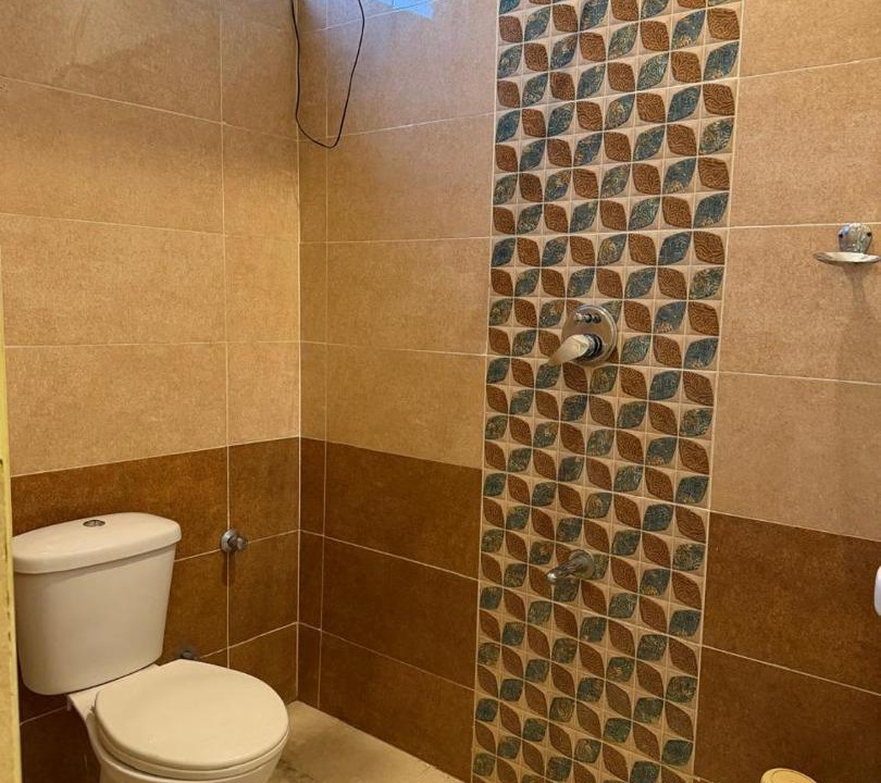 Photo of Bathroom in Courtallam