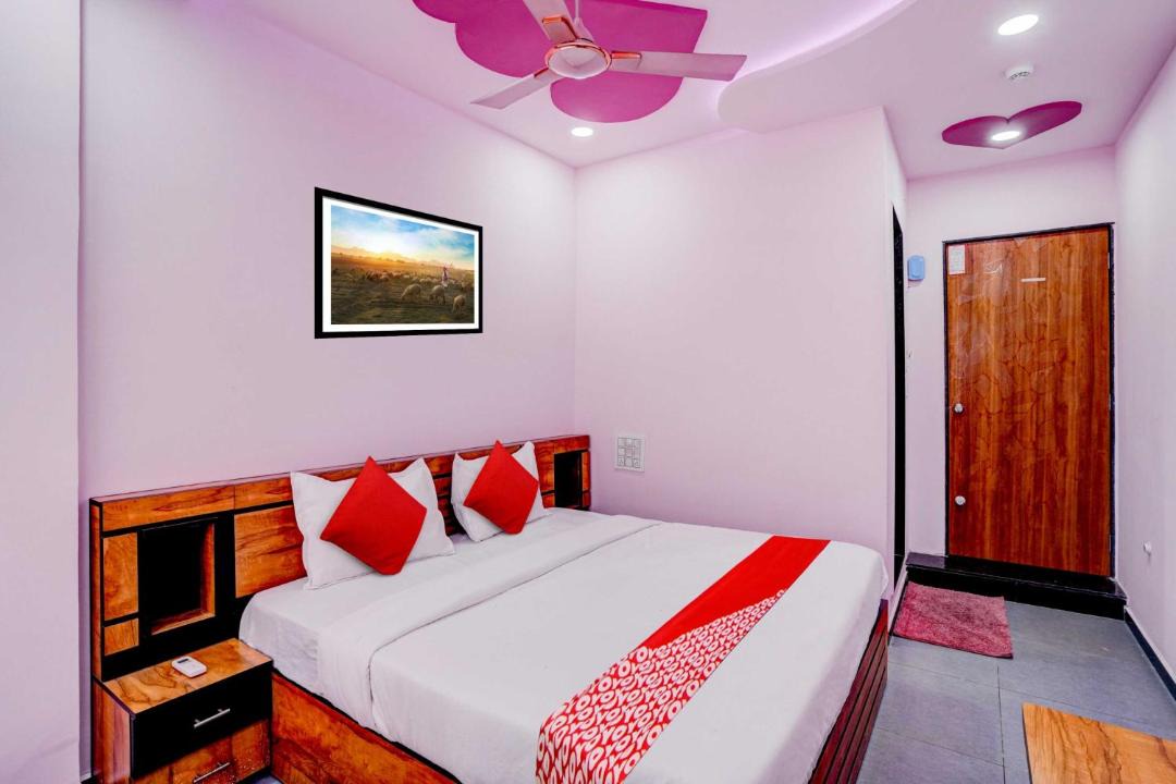 Photo of Bedroom in Rajkot