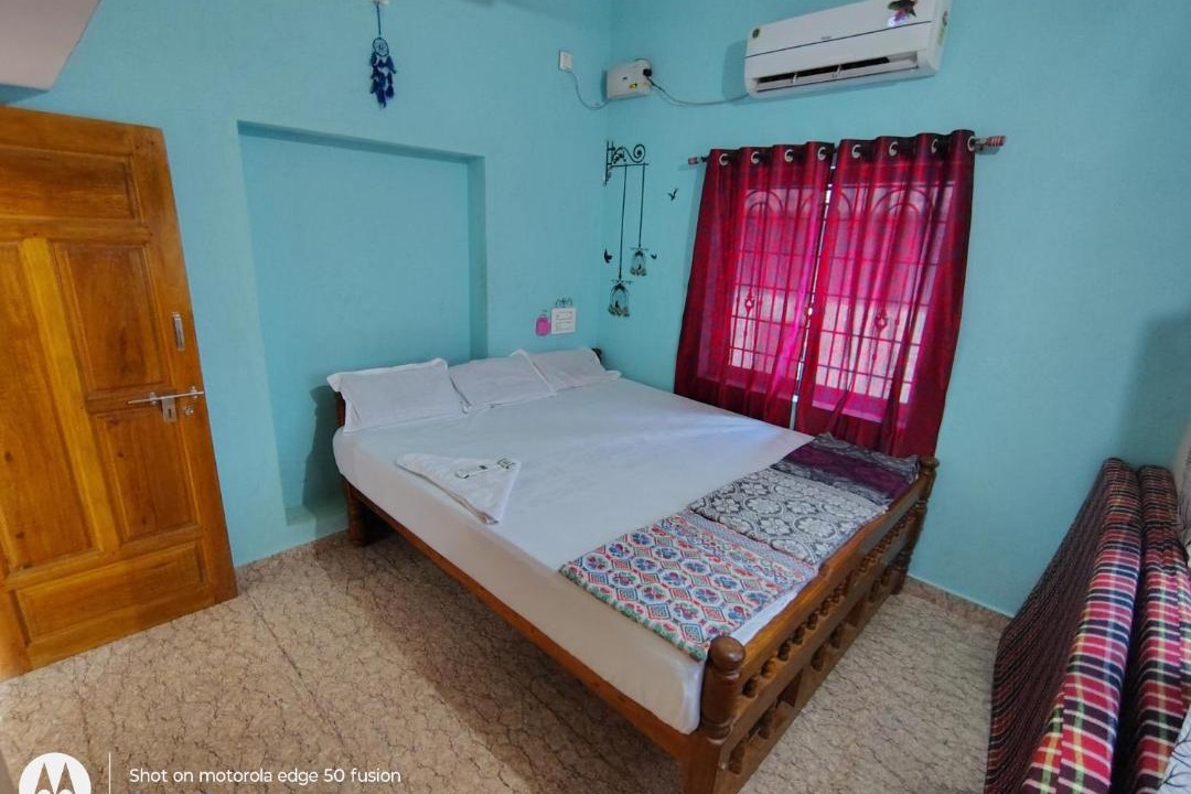 Photo of Bedroom in Murudeshwara