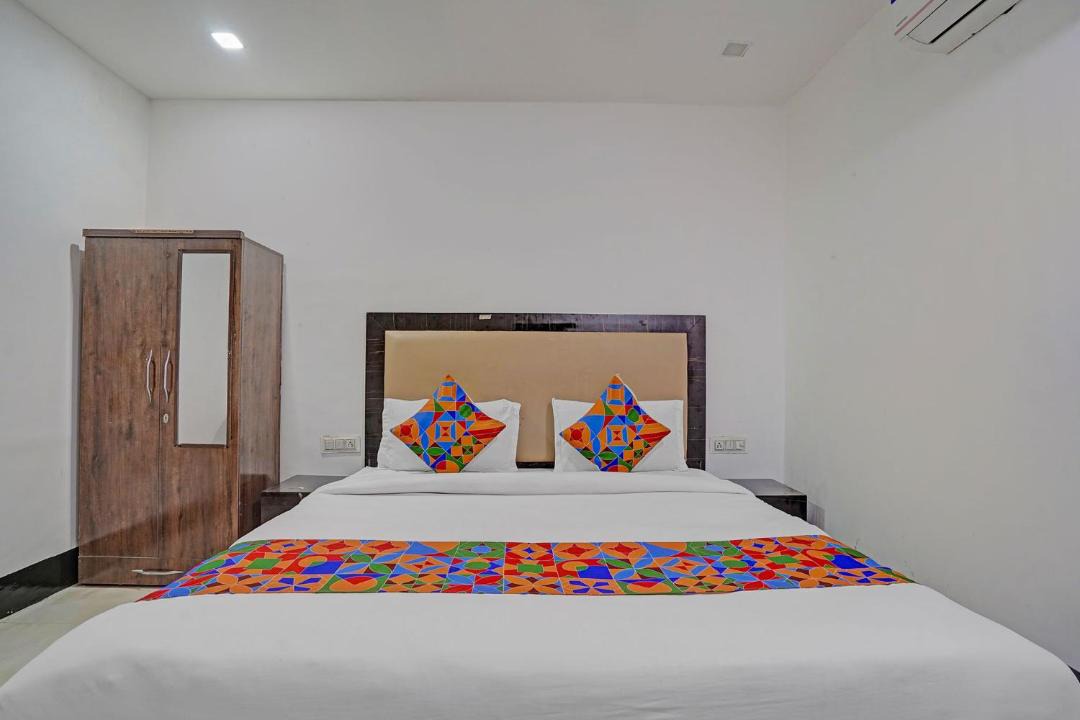 Photo of Bedroom in Kalkaji