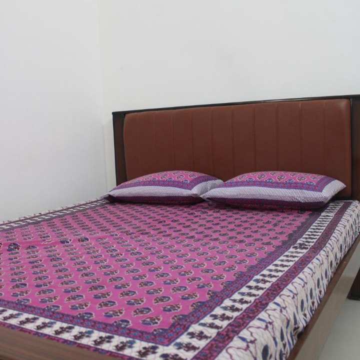Photo of Bedroom in Tiruchendur