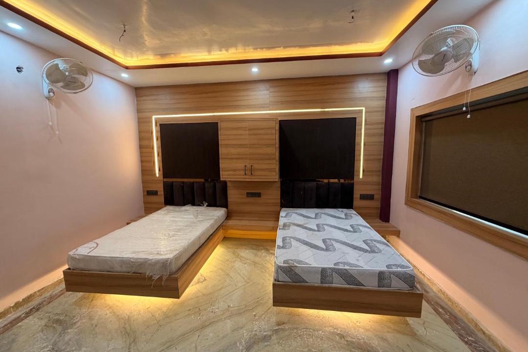 Photo of Bedroom in Govardhan