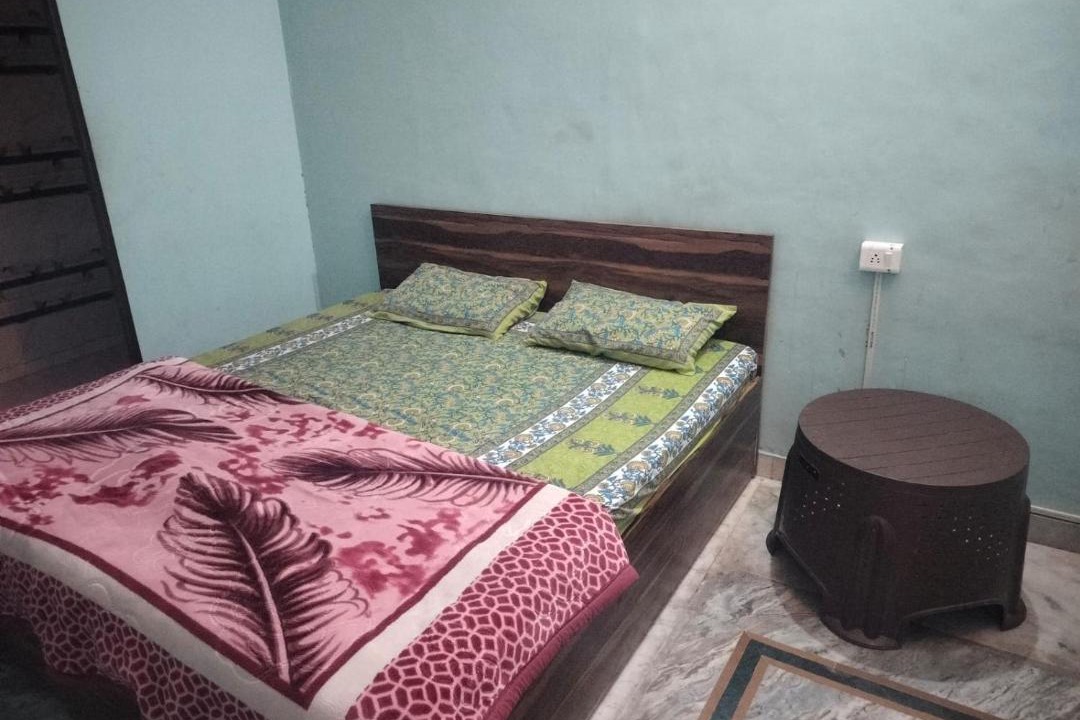 Photo of Bedroom in Sindhi Camp