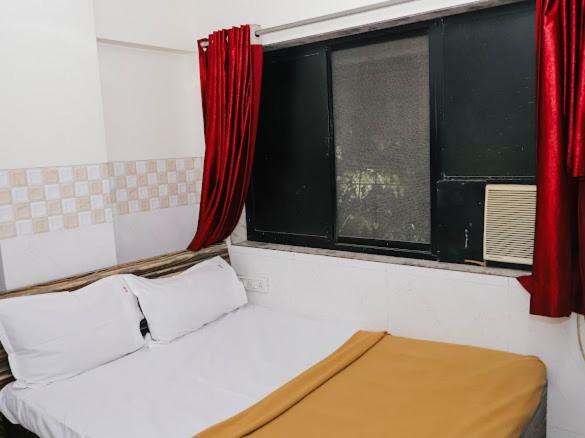 Photo of Bedroom in Airoli
