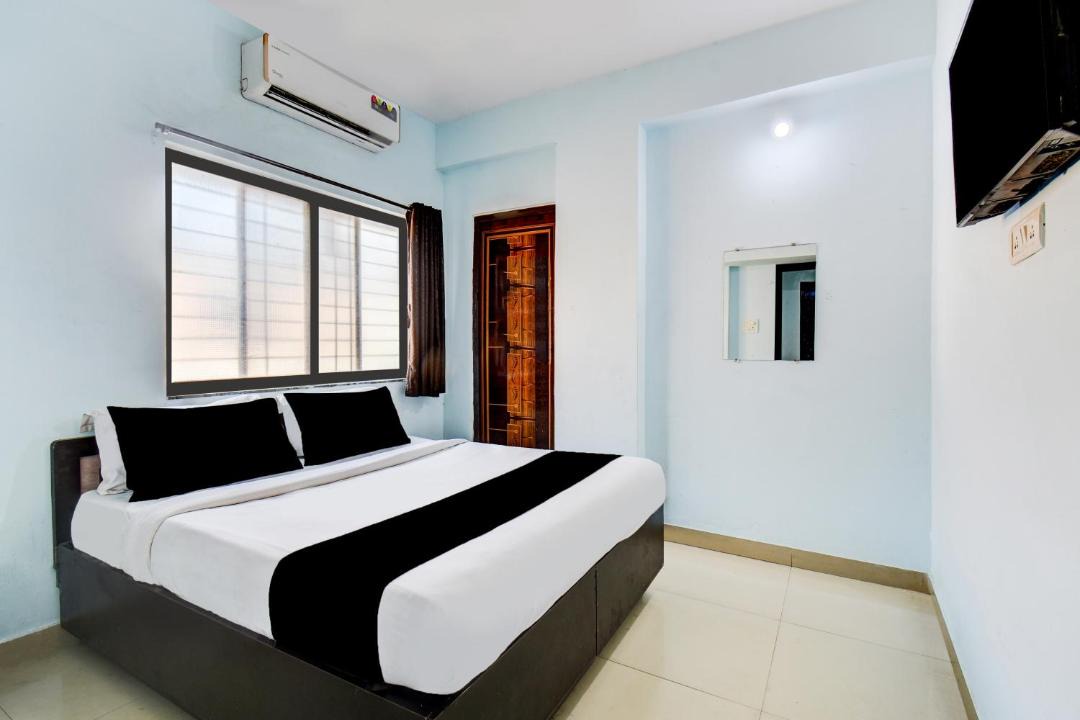 Photo of Bedroom in Thergaon