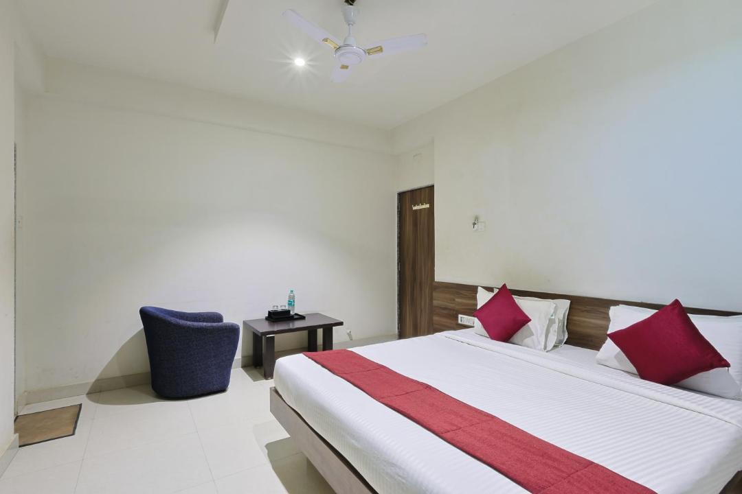 Photo of Bedroom in Somnath