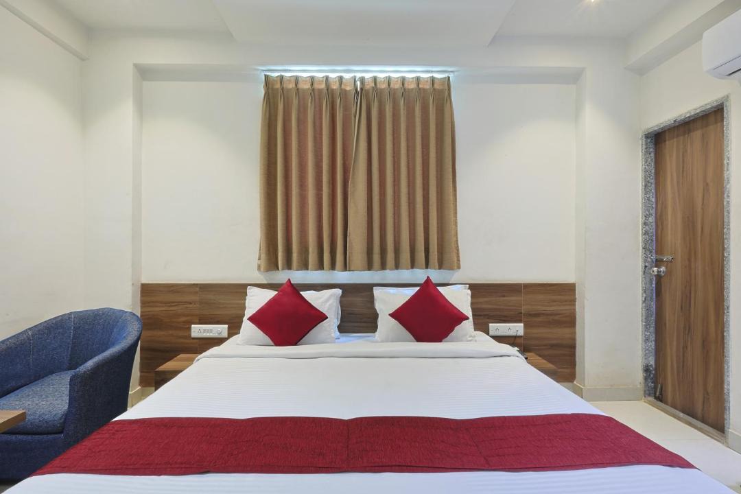 Photo of Bedroom in Somnath