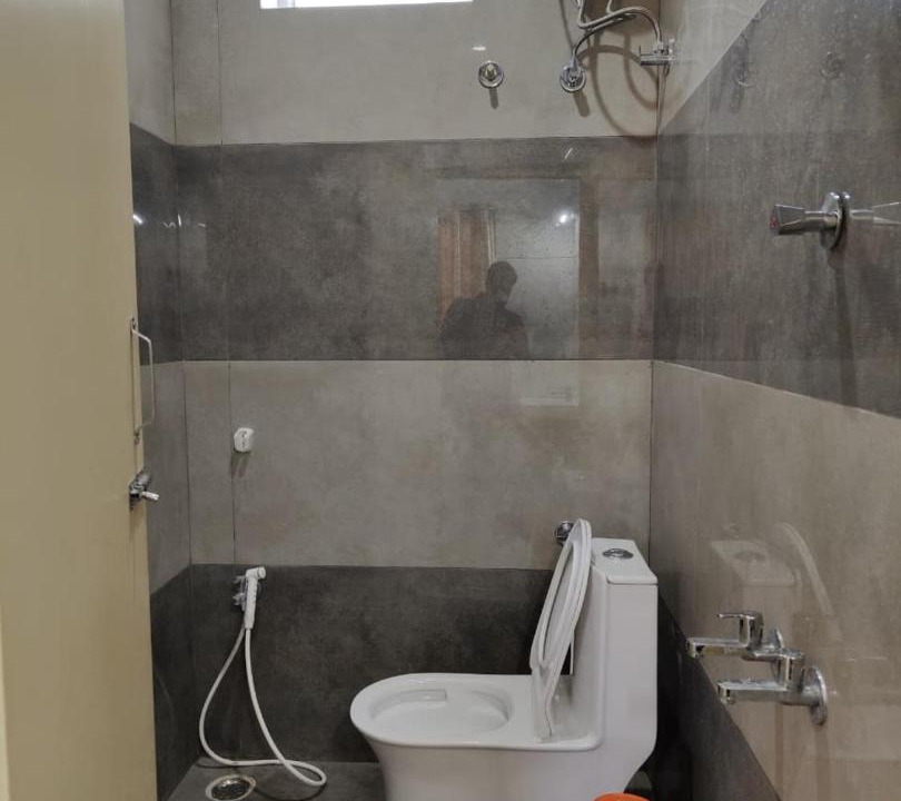 Photo of Bathroom in Palani