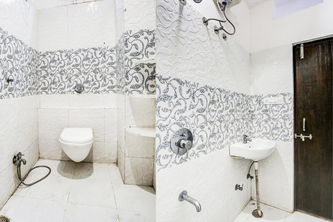 Photo of Bathroom in Gayariawas