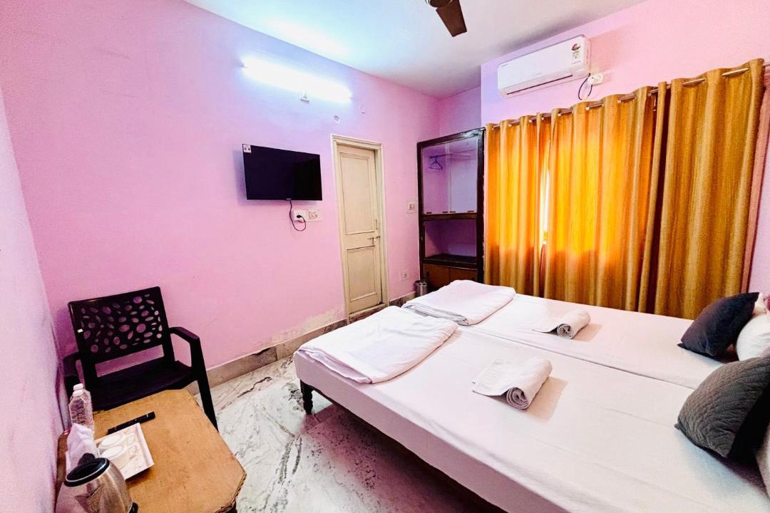 Photo of Bedroom in Bodh Gaya