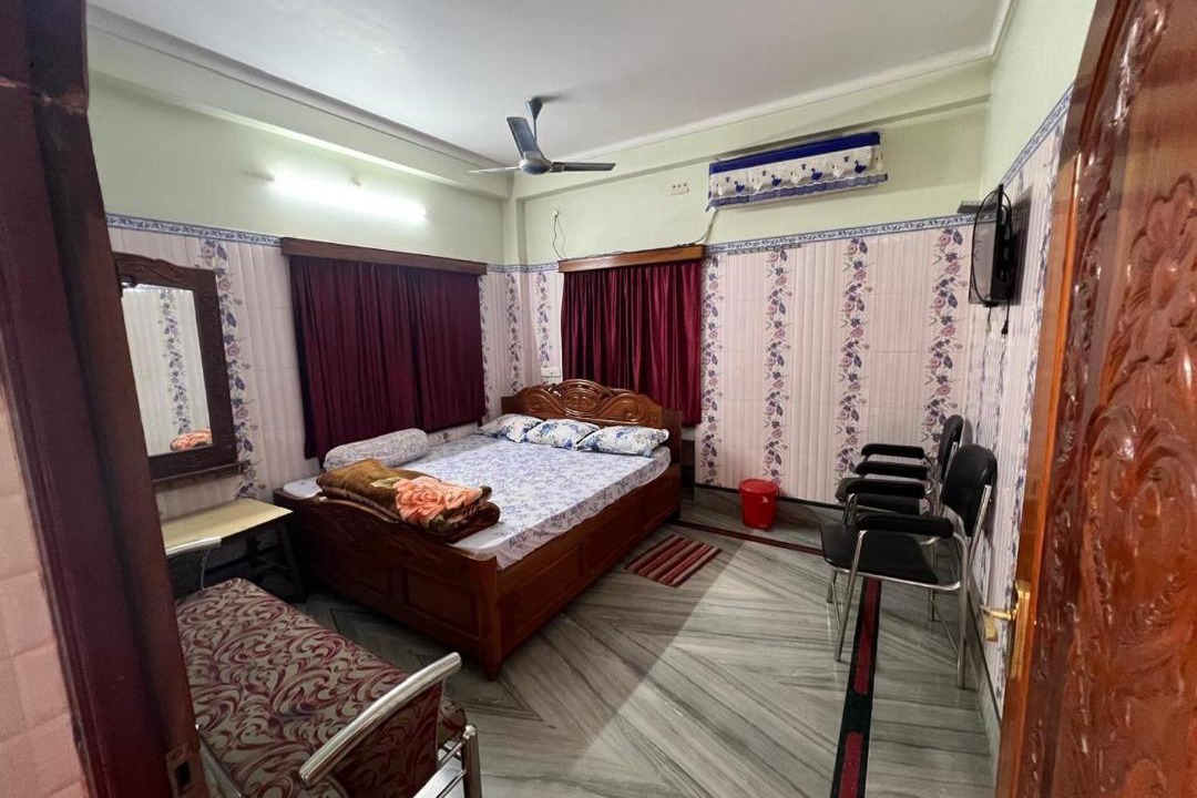 Photo of Bedroom in Mayapur
