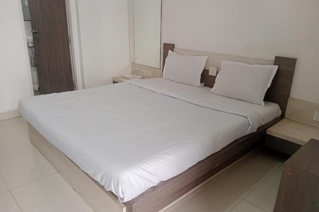 Photo of Bedroom in Junagadh