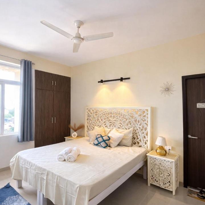 Photo of Bedroom in Taj Ganj