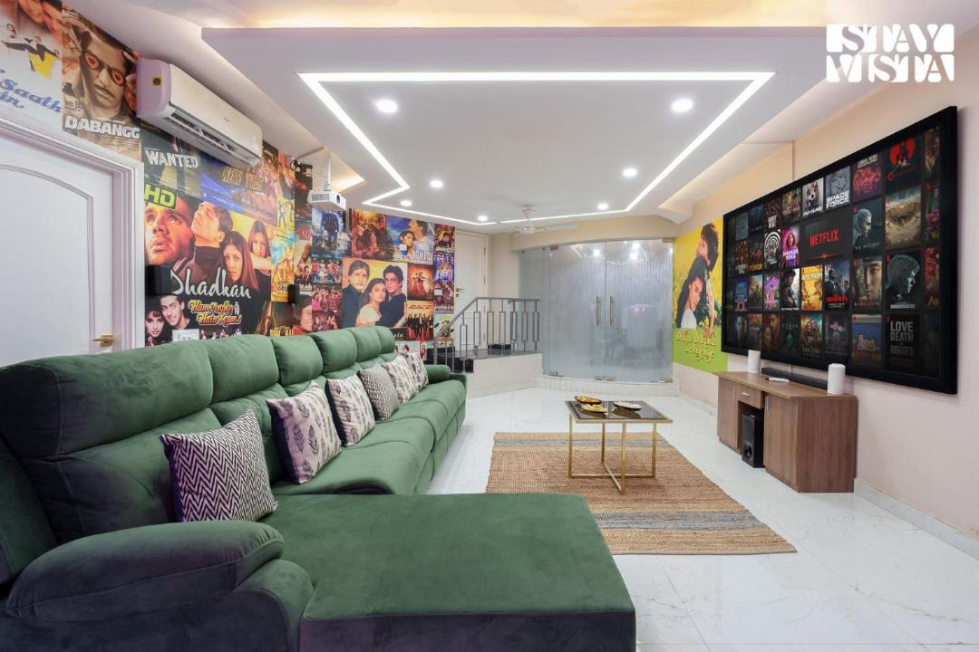 Photo of Others in DLF City
