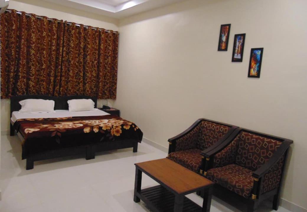 Photo of Bedroom in Bhadohi