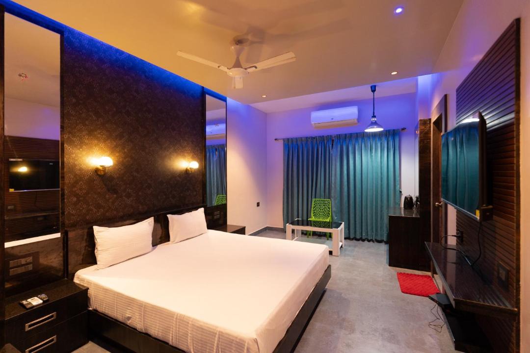 Photo of Bedroom in Mylapore Tiruvallikk