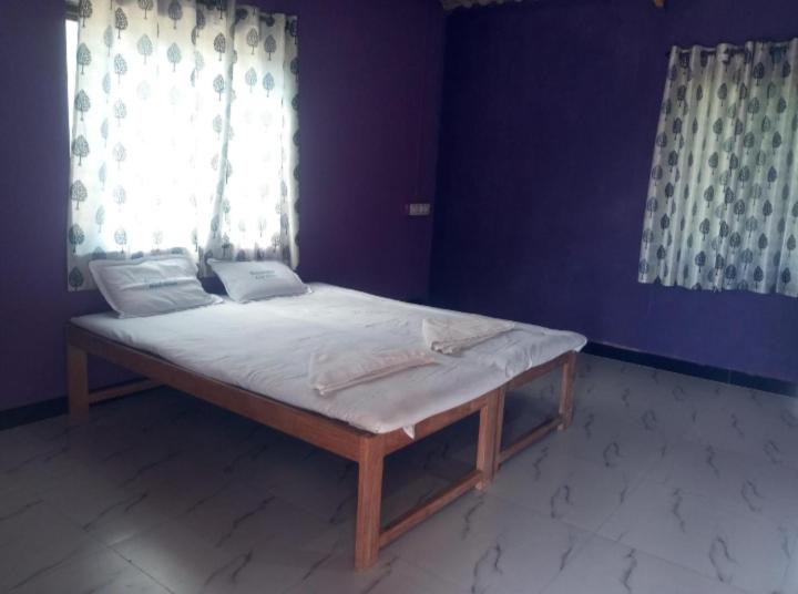 Photo of Bedroom in Vengurla