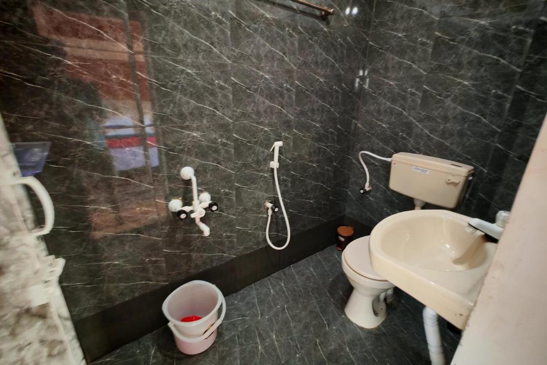 Photo of Bathroom in Bommayapalayam