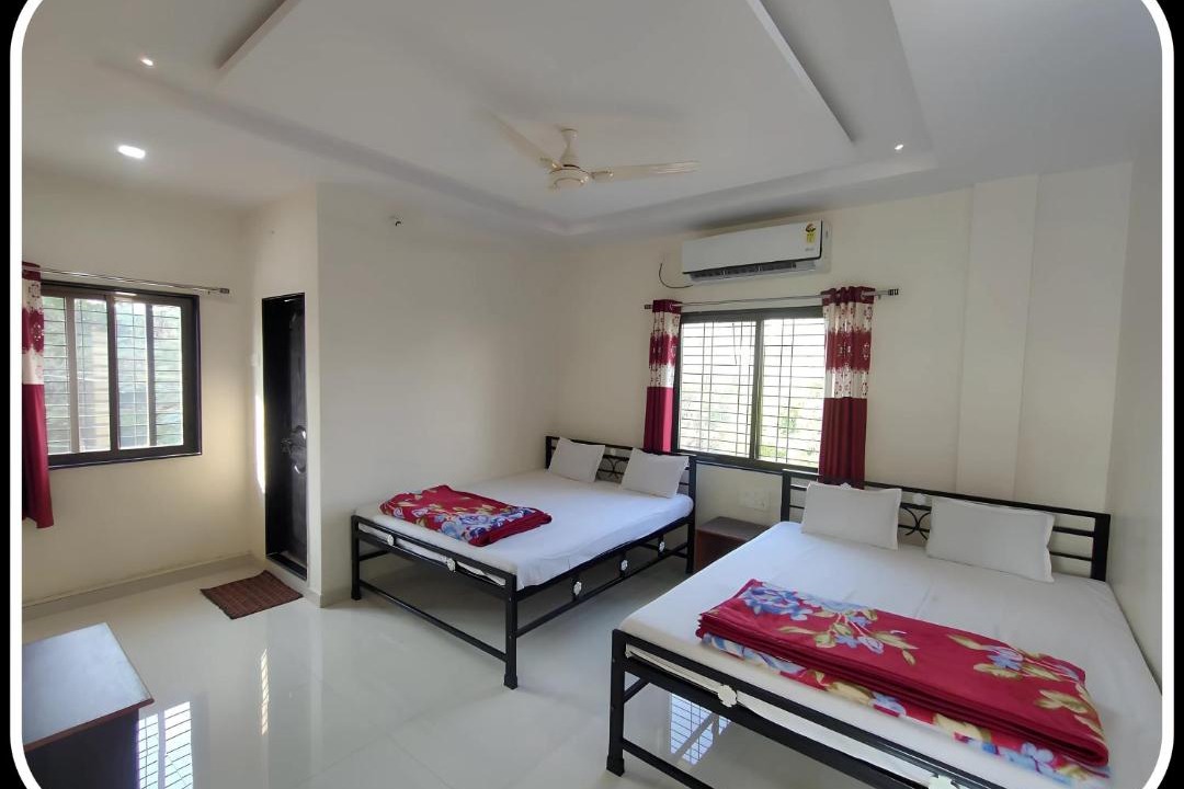 Photo of Bedroom in Shirdi
