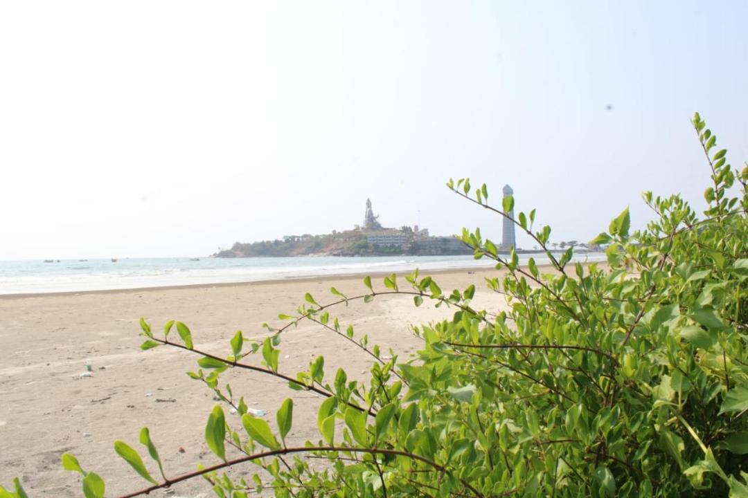Photo of Others in Murudeshwara