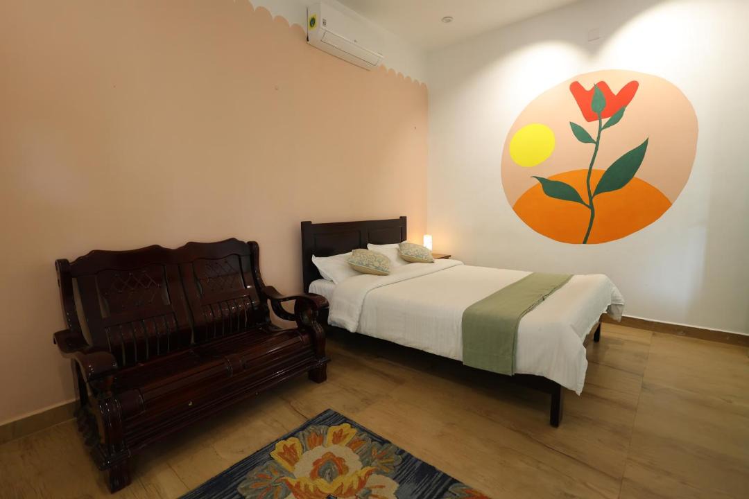 Photo of Bedroom in Pondicherry Beach