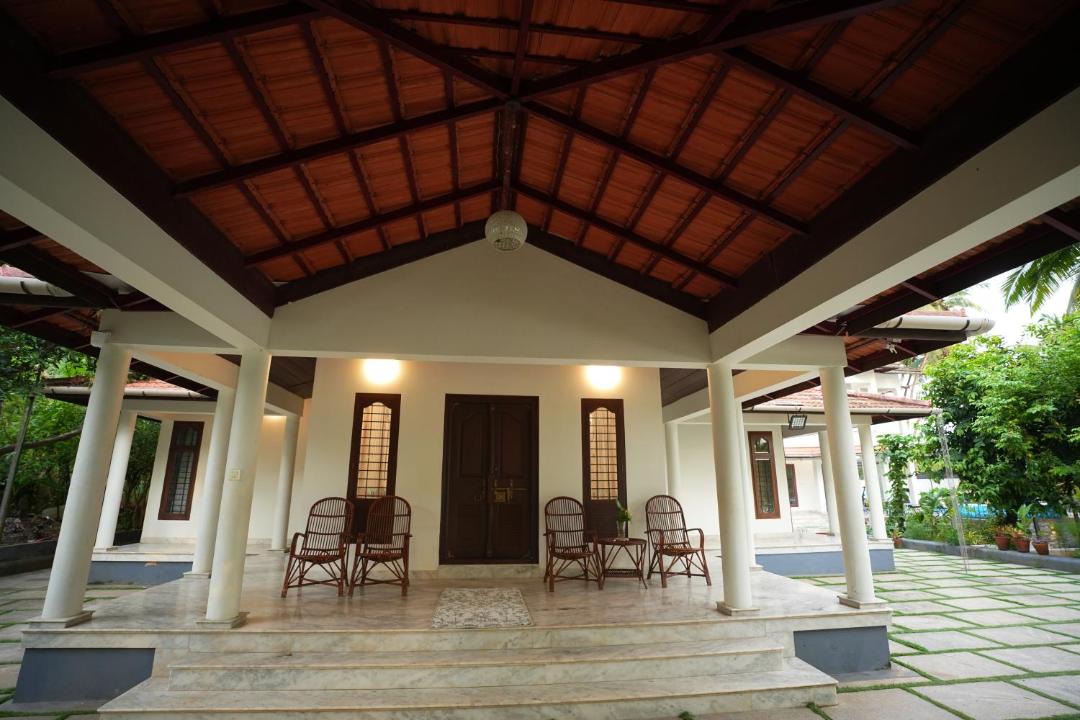 Photo of Others in Quilandi