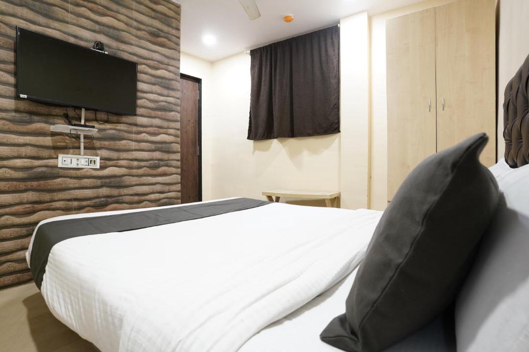 Photo of Bedroom in Marol