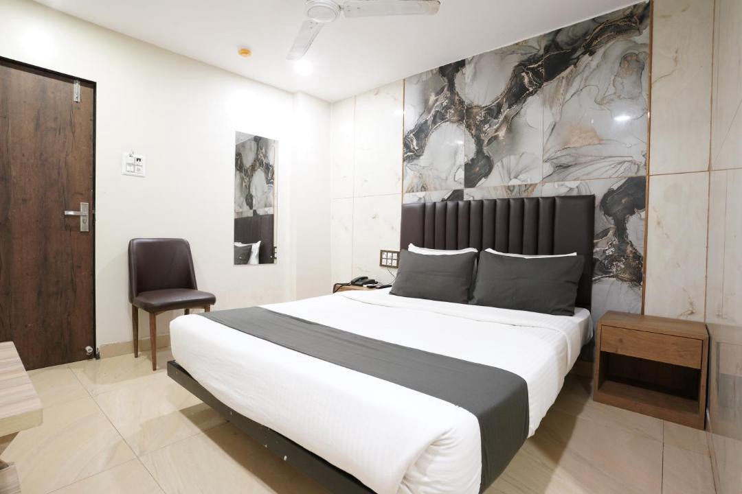 Photo of Bedroom in Marol