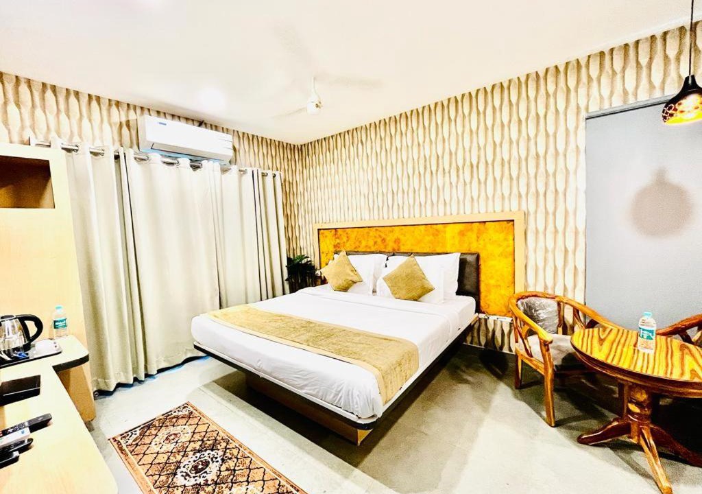 Photo of Bedroom in Shamshabad