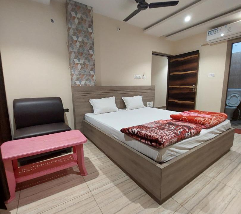 Photo of Bedroom in Deoghar