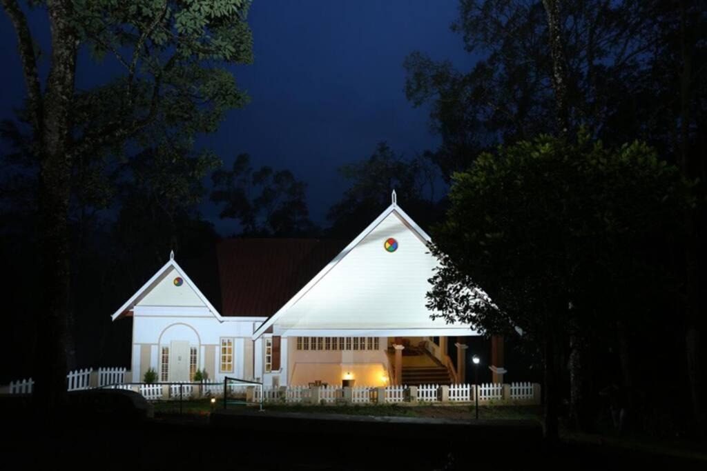 Photo of Buildings in Chinnakanal