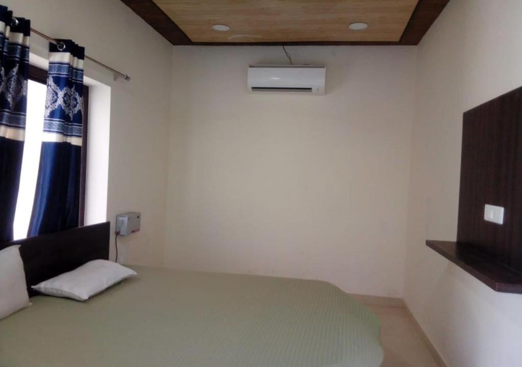 Photo of Bedroom in Bara Banki